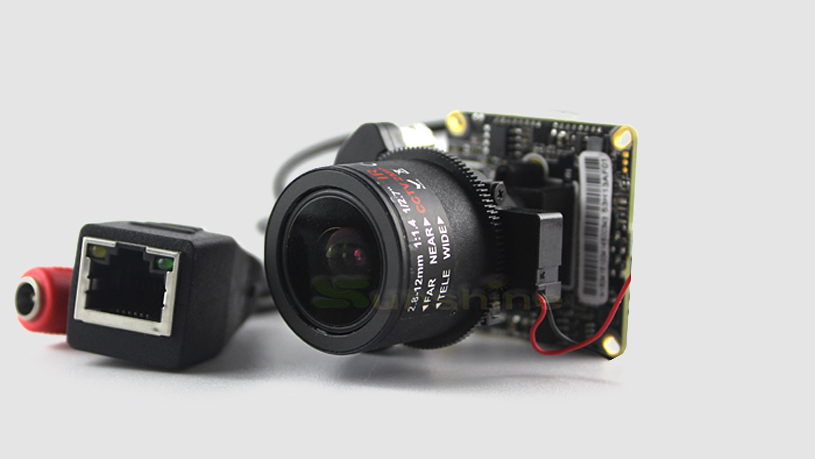 IP Camera with a Motorized Zoom Lens