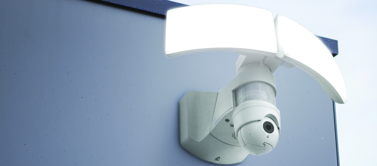 Floodlight with 1080p security camera