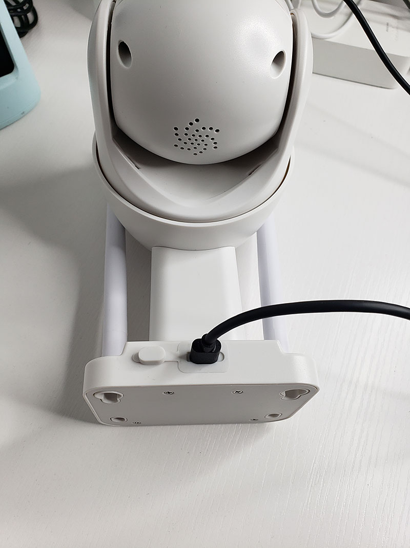Tuya Solar Powered PTZ Dome Camera SQW-2