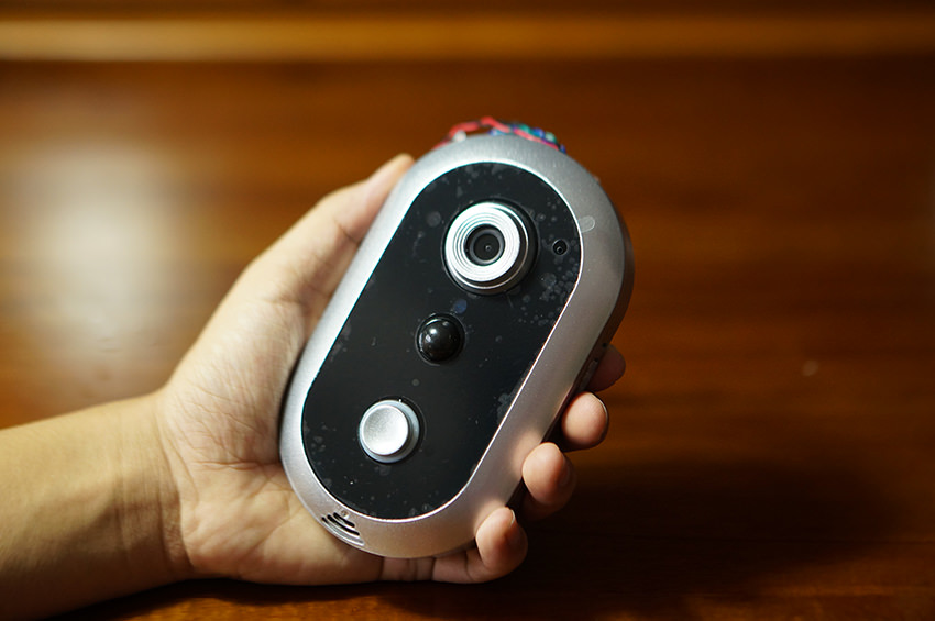 Smart doorbell camera can unlock electronic lock via App