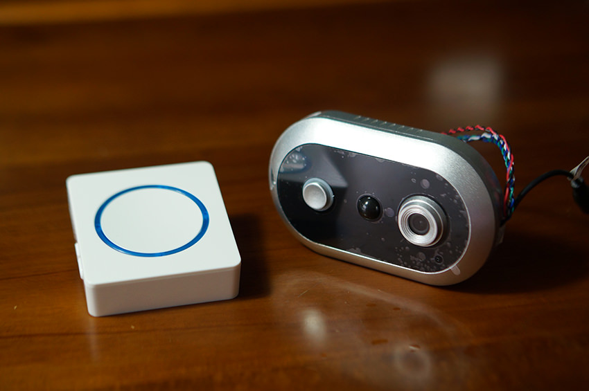 Yoosee smart doorbell camera has a separate wireless chime receiver