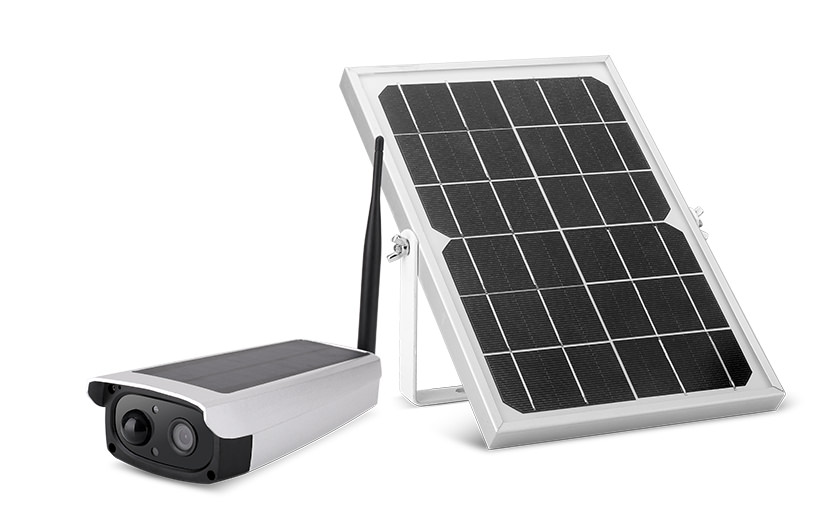 Outdoor 1080p security camera with solar panel