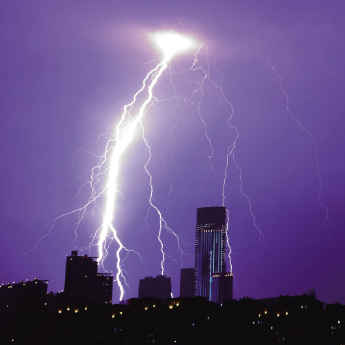 Lightning Strikes to City